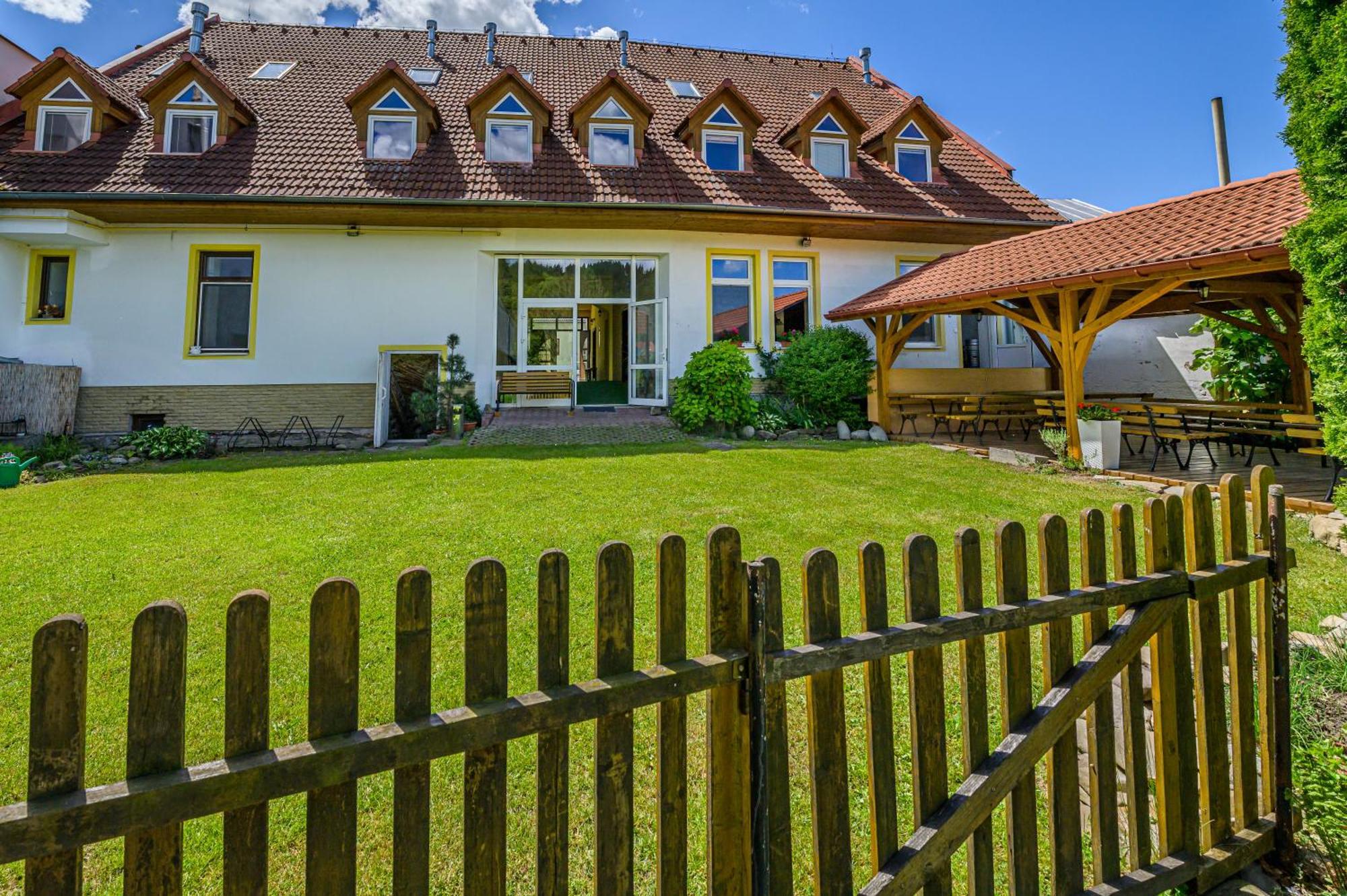 Penzion Antiqua Villa Spisska Stara Ves Exterior photo